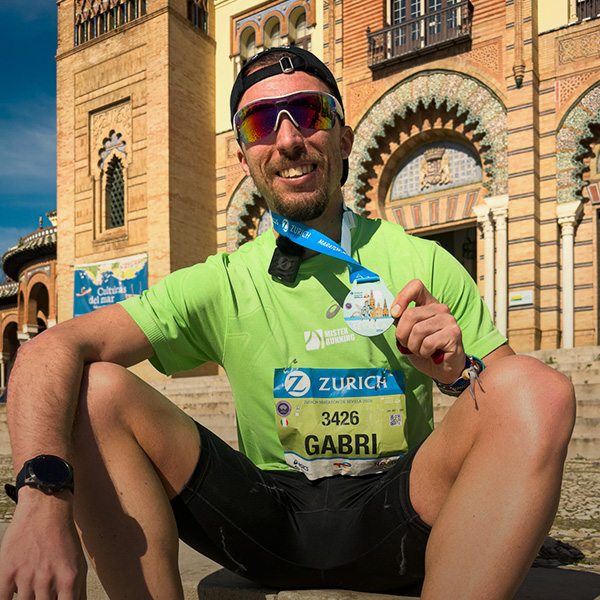 ASICS Seville Marathon: join Gabriele on his way to his PB
