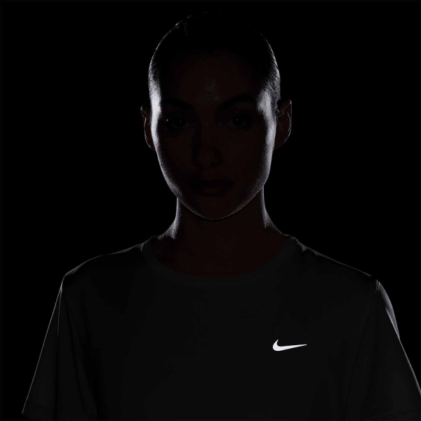 Nike Tempo T-Shirt - White/Reflective Silver