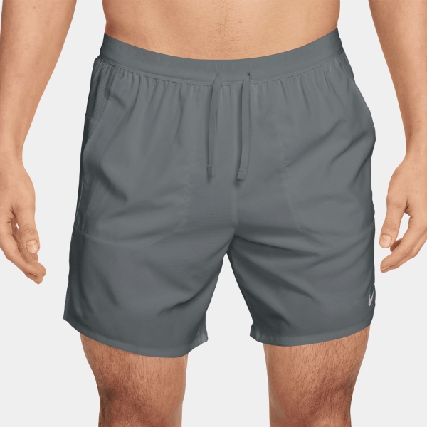 Men's Running Shorts Nike Stride 2 in 1 7in Shorts  Smoke Grey/Reflective Silver IF2036084
