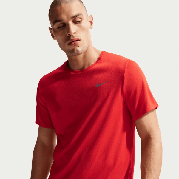 Nike Dri-FIT UV Run Division Miler Camiseta - Light Crimson/Reflective Silver