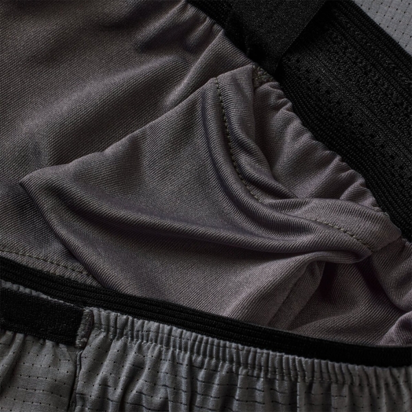 Mizuno Tech Light 3.5in Shorts - Lava Smoke