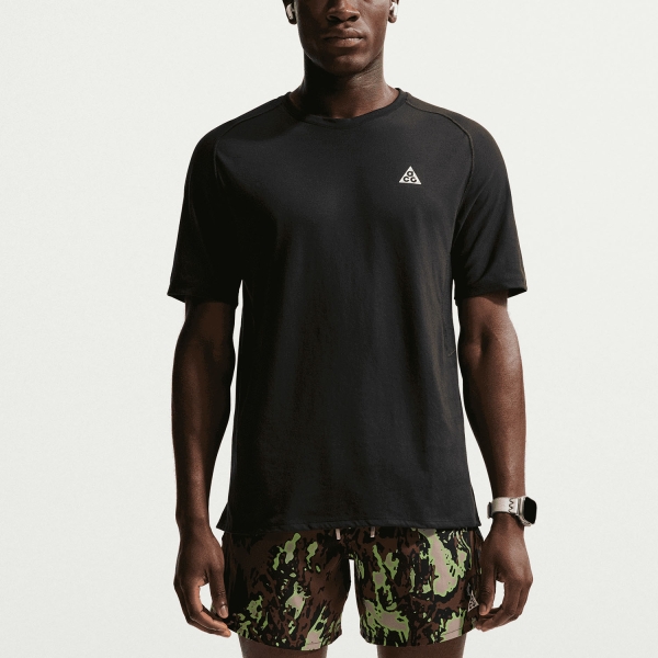 Men's  Short Sleeve Trail Running Shirts Nike ACG Solar Chase TShirt  Black/Summit White IO9677010