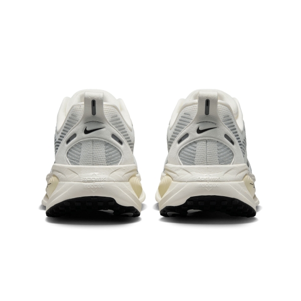 Nike Vomero 18 - Summit White/Black/Coconut Milk
