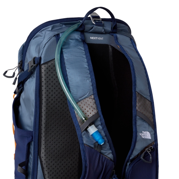 The North Face Trail Lite Speed 30 Backpack - Granite Grey/Summit Navy/Dust Orange