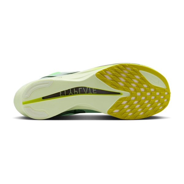 Nike Streakfly 2 - Barely Green/Black Spruce/Volt Ice