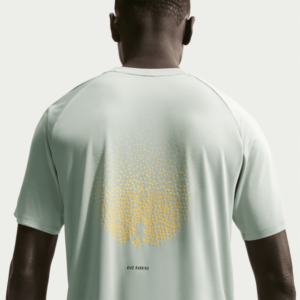 Nike Stride Distant Dreams T-Shirt - Jade Horizon
