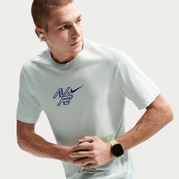 Nike Dri-FIT AeroSwift T-Shirt - Barely Green/Lapis