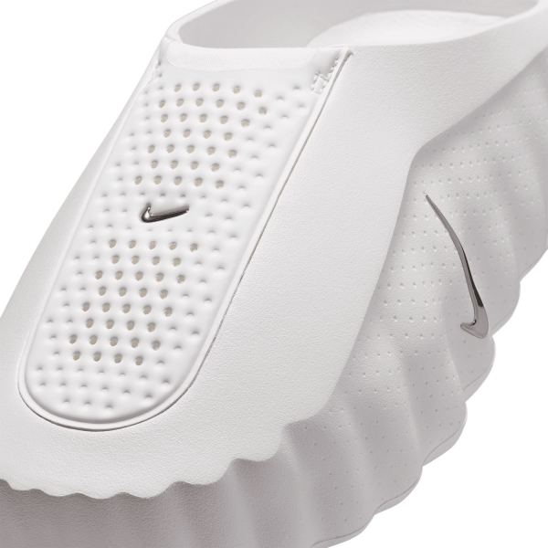 Nike Mind 001 - Summit White/Metallic Silver/Phantom