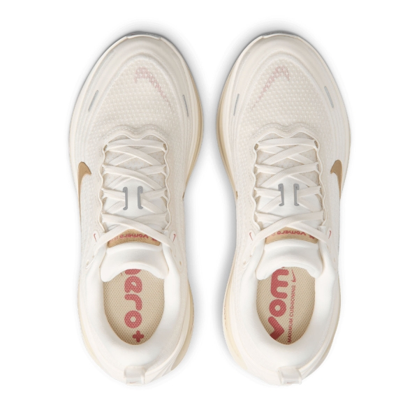 Nike Vomero Plus - Sail/Metallic Gold Grain/Light Khaki/Natural