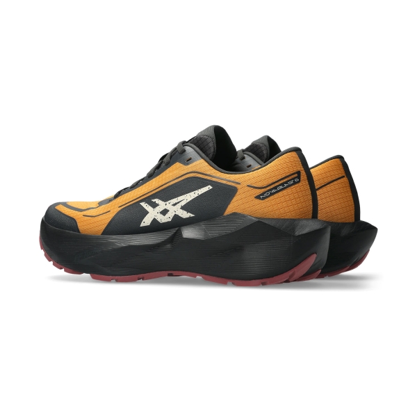 ASICS Novablast 6 GTX - Sandstorm/Black