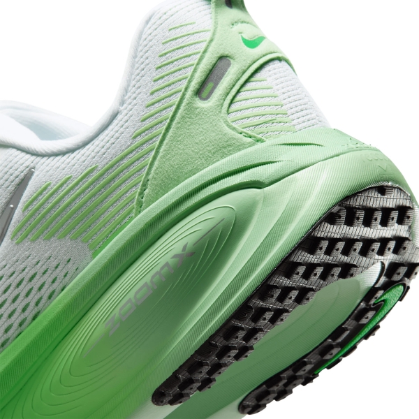 Nike Vomero 18 - White/Metallic Silver/Illusion Green