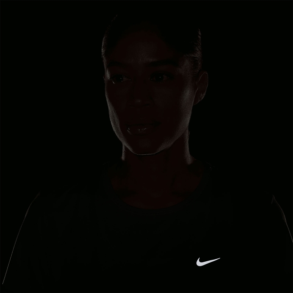 Nike Tempo T-Shirt - Illusion Green/Reflective Silver