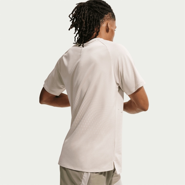 Nike Aero-FIT Stride T-Shirt - Cream II/Sail/Reflective Silver