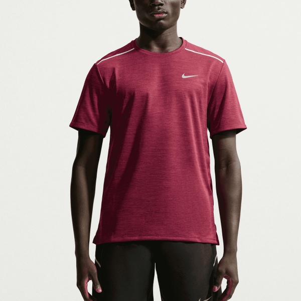 Men's Running T-Shirt Nike DriFIT UV Miler TShirt  Tough Red/Mystic Dates/Heather/Reflective Silver IF2082608