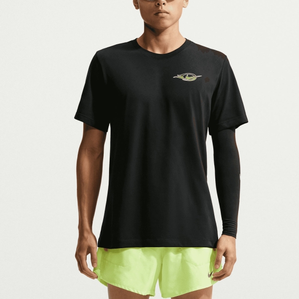 Men's Sportswear T-Shirt and Polo Nike DriFIT Printed TShirt  Black/Mean Green/White IM5319010