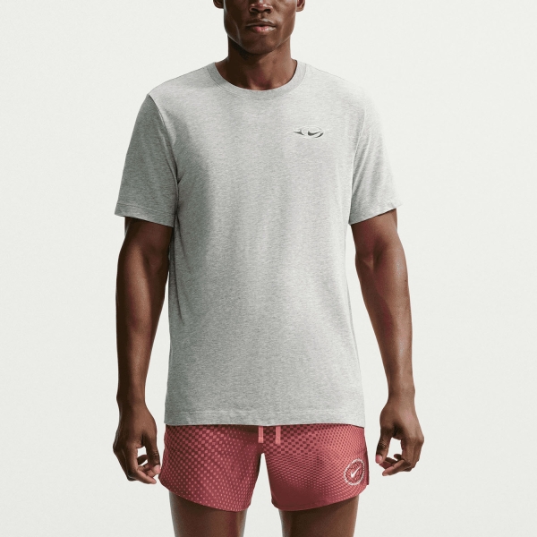 Men's Sportswear T-Shirt and Polo Nike DriFIT Printed TShirt  Dark Grey Heather/Black/White IM5319063