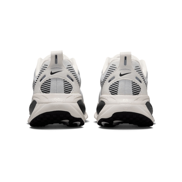 Nike Vomero 18 ESS - Summit White/Metallic Silver/Sail