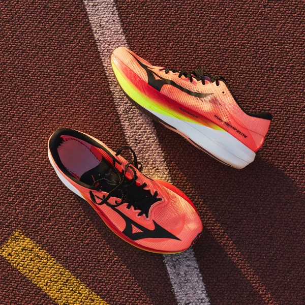 Mizuno Hyperwarp Elite - Lava Orange/Black/Lightning Yellow