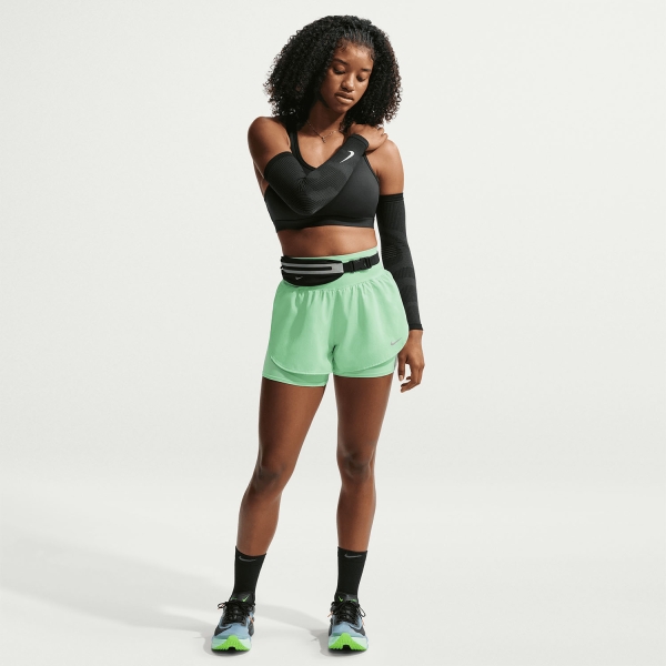 Nike Flow Pro 2 in 1 2.5in Shorts - Cucumber Calm/Reflective Silver