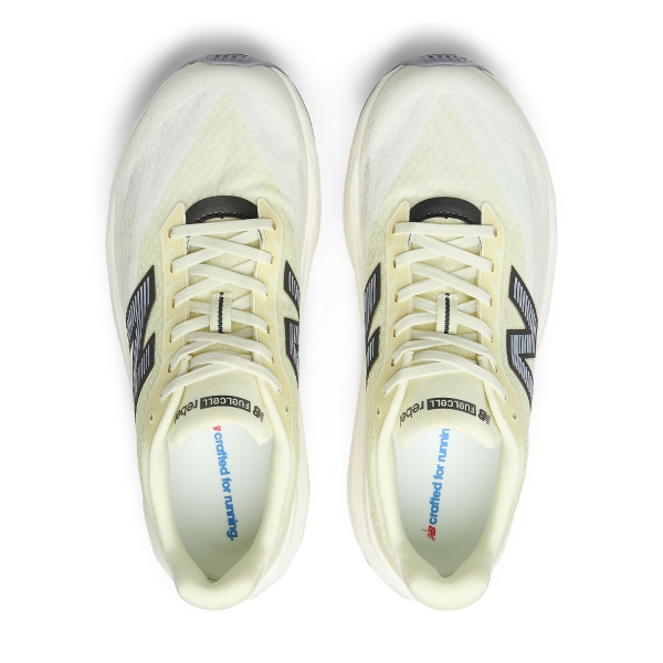 New Balance FuelCell Rebel v5 - Pistachio Butter/Digital Mist
