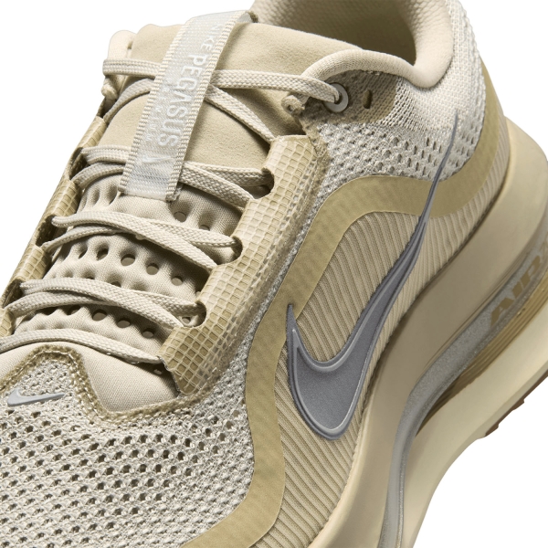Nike Pegasus Premium ESS - Desert Khaki/Metallic Silver/Light Khaki