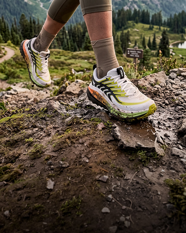 From the road to the peaks
Hoka Stinson 8