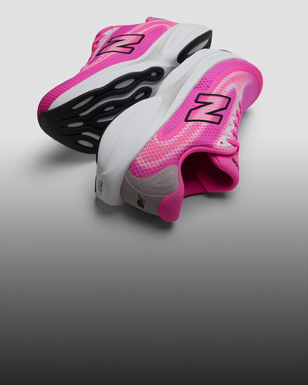 Lightness with every ride
New Balance Ellipse Breathe Pink Heat