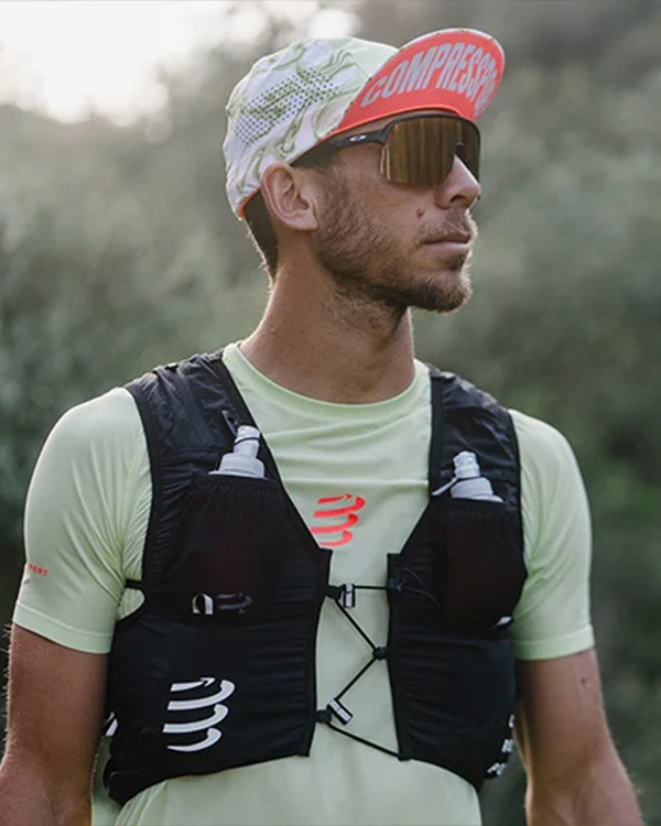For high intensity runs
Compressport Ultrun Evo 10
