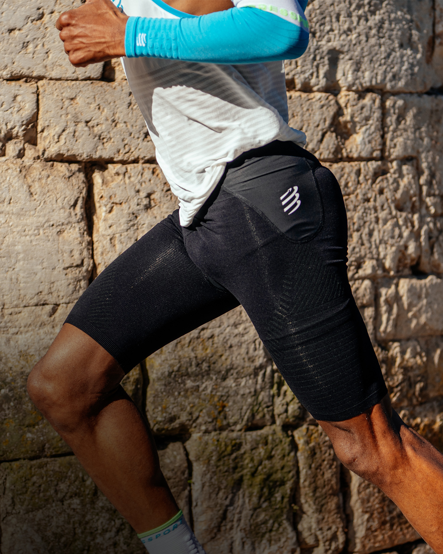 Support on the move
Compressport Run Under Control