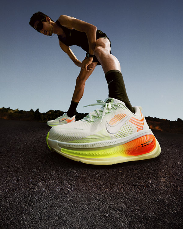 Discover the new colorways
Nike Vomero 18