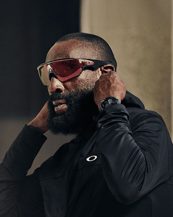 Sport meets technology
Oakley Meta Vanguard